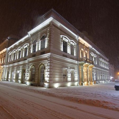 Buchenland Hotel Campulung Moldovenesc Exterior photo