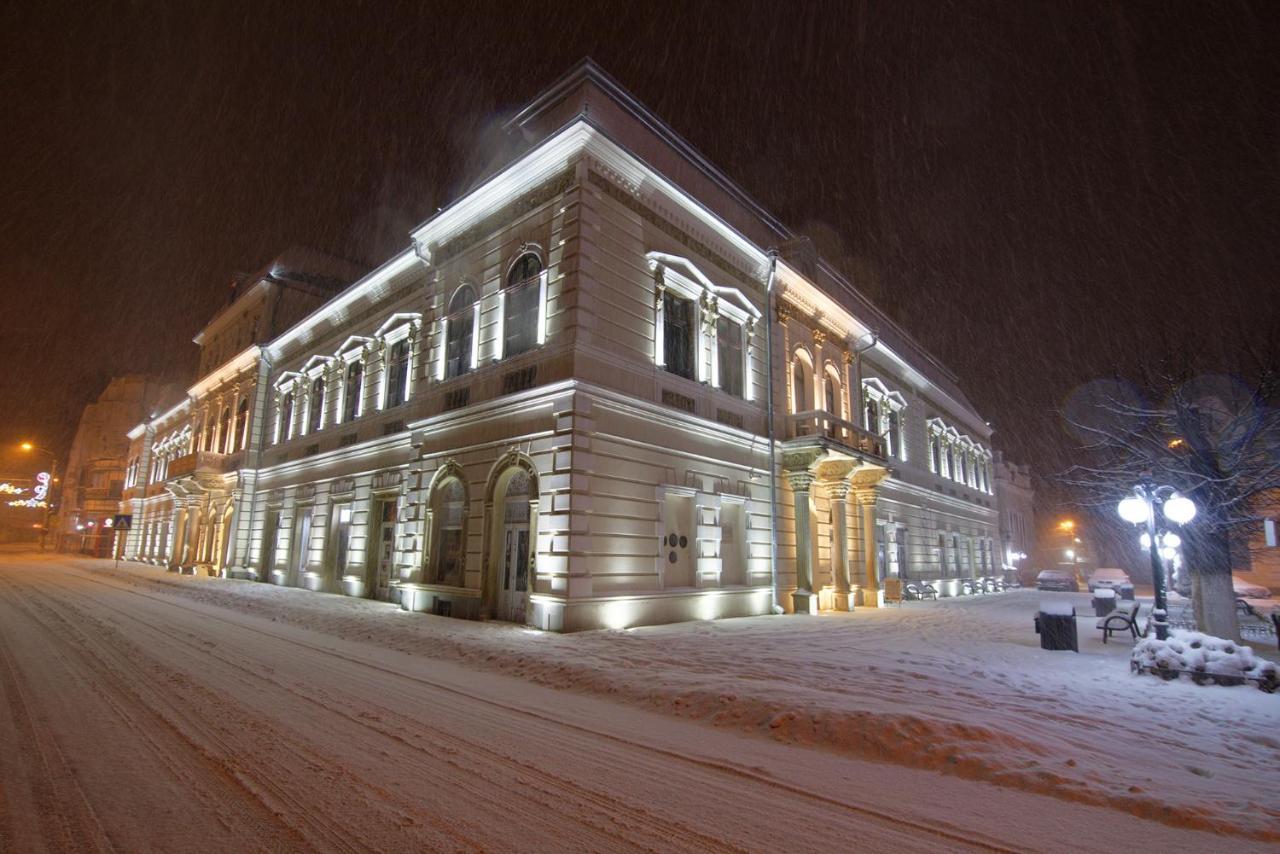 Buchenland Hotel Campulung Moldovenesc Exterior photo
